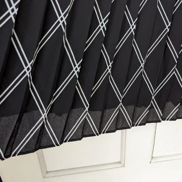 NEW Banana Republic Factory Pleated Midi Skirt Black and White - Picture 2 of 7